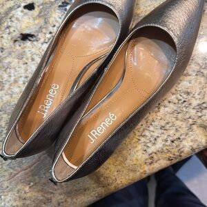 Women's Metallic Pumps